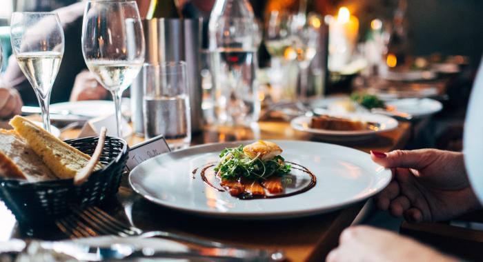 Restaurant foto: Jay Wennington on Unsplash