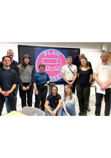 Bilde av studentene fra NTNU Planbussen
