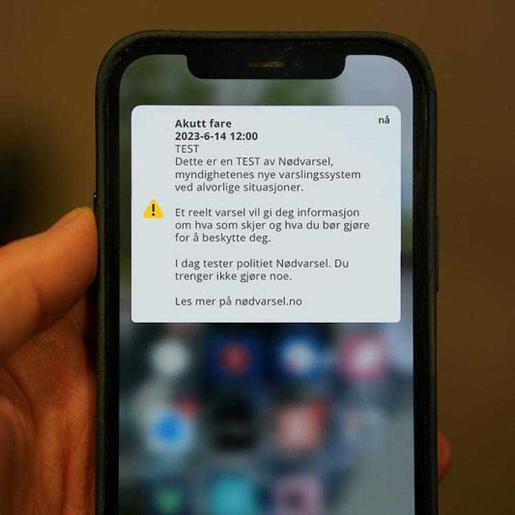 Bilde som viser hvordan nødvarselet vil se ut på mobilen når det sendes ut onsdag 14. juni rundt kl. 12. Foto: DSB (Direktoratet for samfunssikkerhet og beredskap